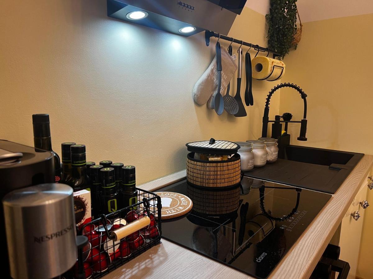 Regina Milano Ai Navigli - Sky Tv, Wifi And Breakfast Boxアパートメント エクステリア 写真